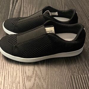 🍍ELLEN DEGENERES NO TIE SNEAKERS🍍SIZE 5M🍍